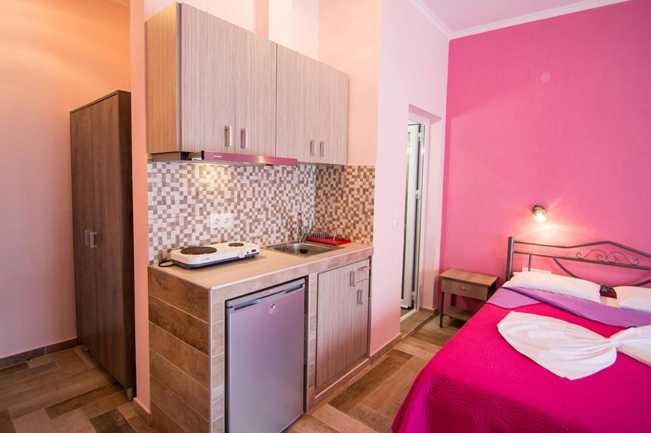 Christodoulos Eleftheria House Vrasná 외부 사진