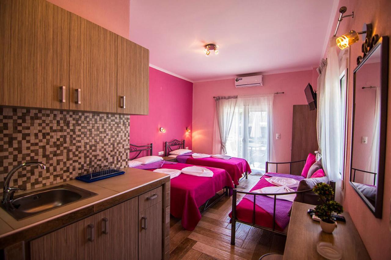 Christodoulos Eleftheria House Vrasná 외부 사진