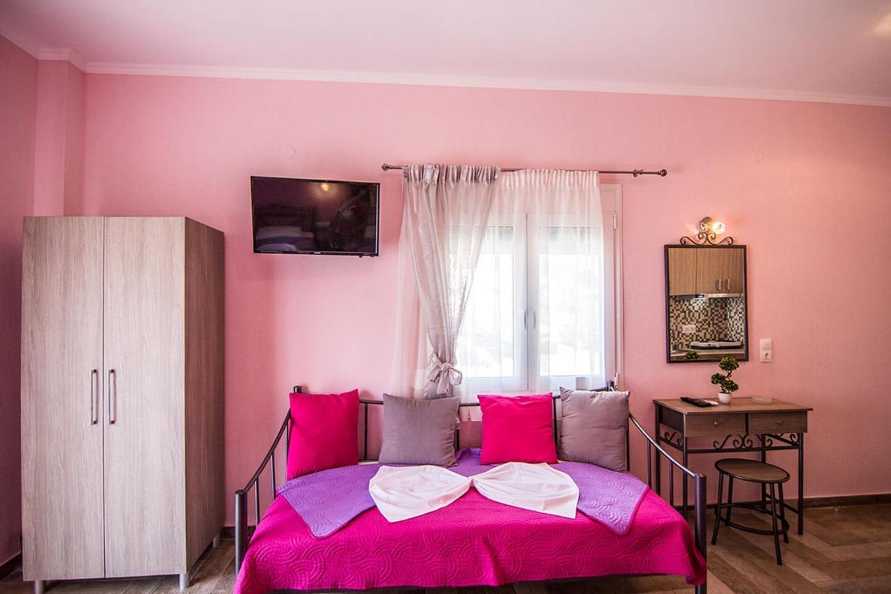 Christodoulos Eleftheria House Vrasná 외부 사진