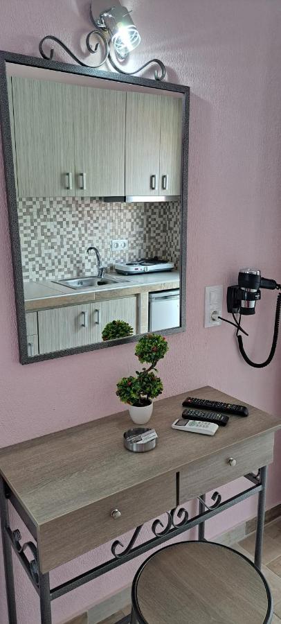 Christodoulos Eleftheria House Vrasná 외부 사진